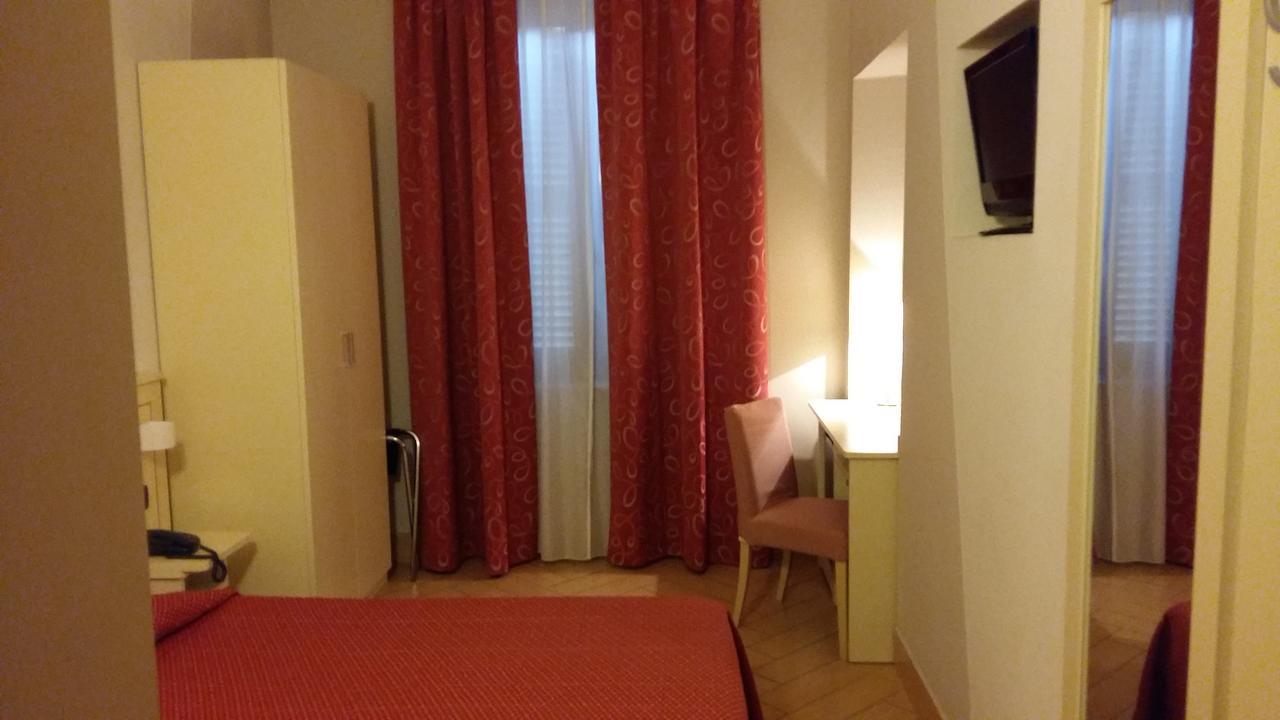 Hotel Cavour Asti Exterior foto